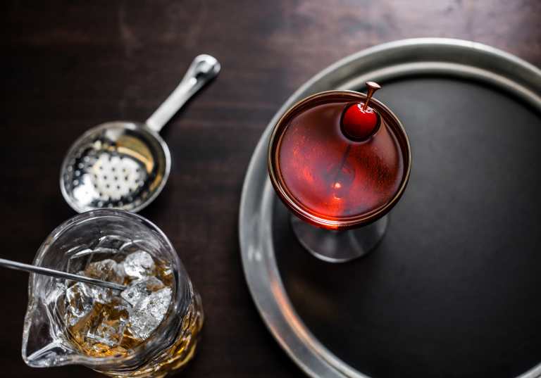 Kokteilide valmistamise tehnika - kas segada või šeikida?