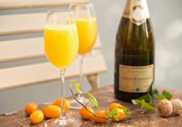 mimosa-samppanjalla-viinimaa