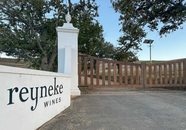 Vinprovning med Reyneke Wines.