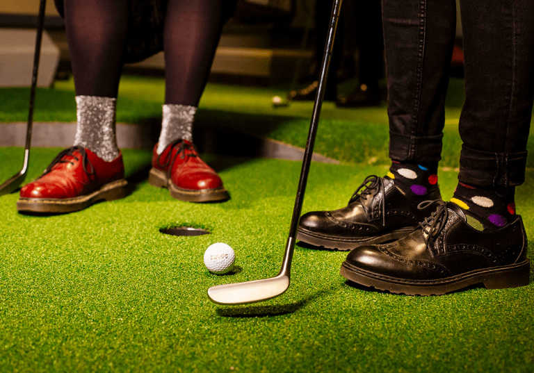 Minigolfbanan inomhus på Swing by Golfbaren