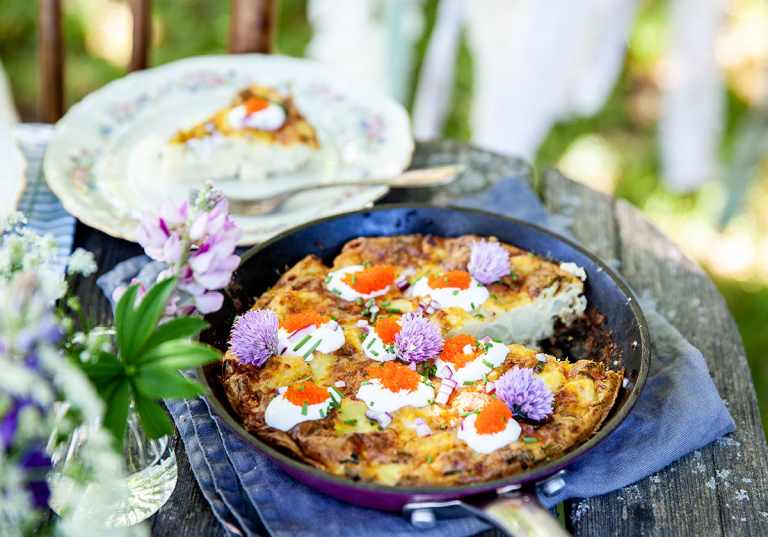 Frittata med löjrom och smetana