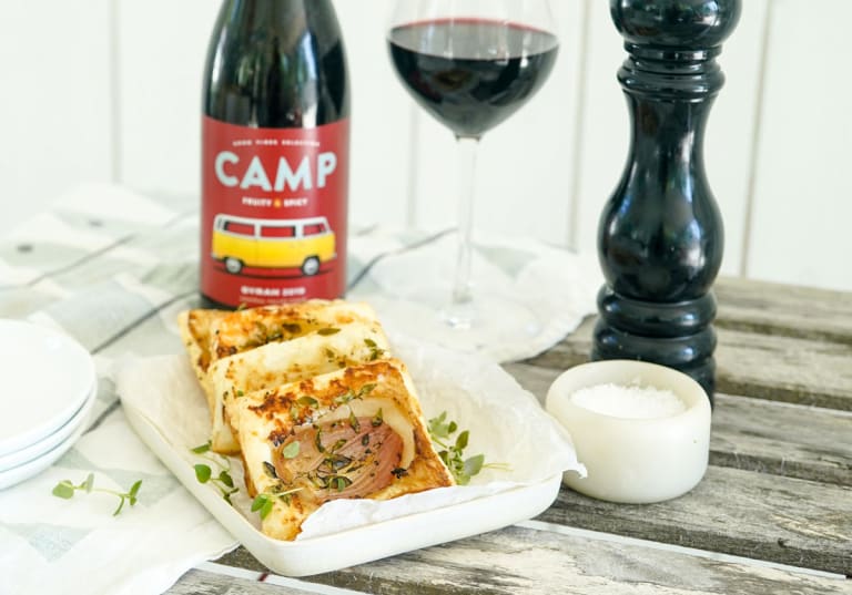 Lökpaj och CAMP Syrah.