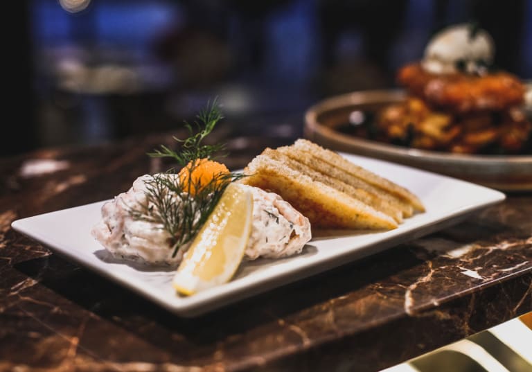 Toast skagen - en av våra svenska klassiker.