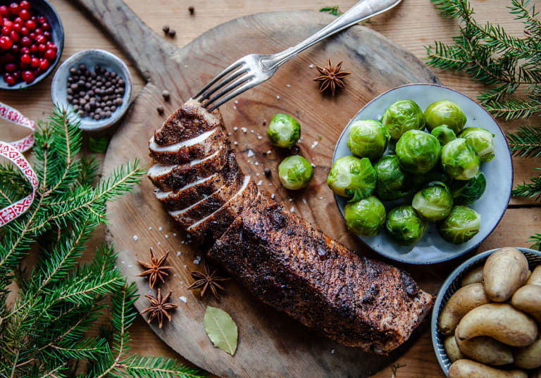 Julkryddad fläskfilé med aprikoser