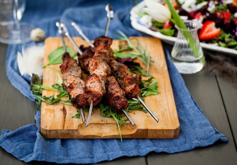 Grillspett med lamm och fläskkött