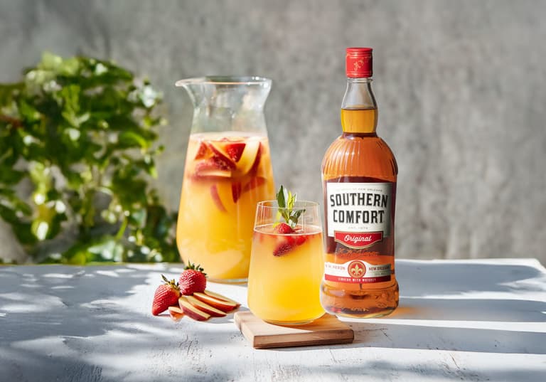 Sparkling Peach Sangria