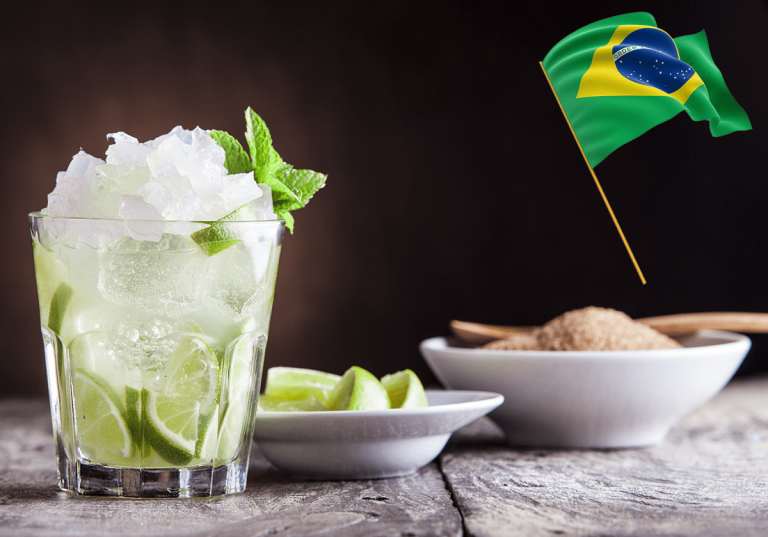 Brasilianska drinken caipirinha
