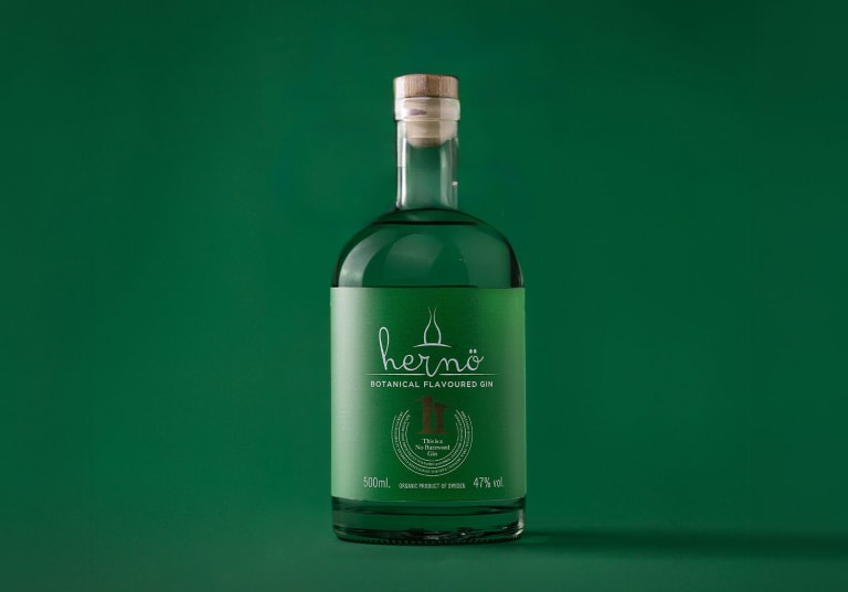 Hernö lanserar Botanical Flavoured Gin