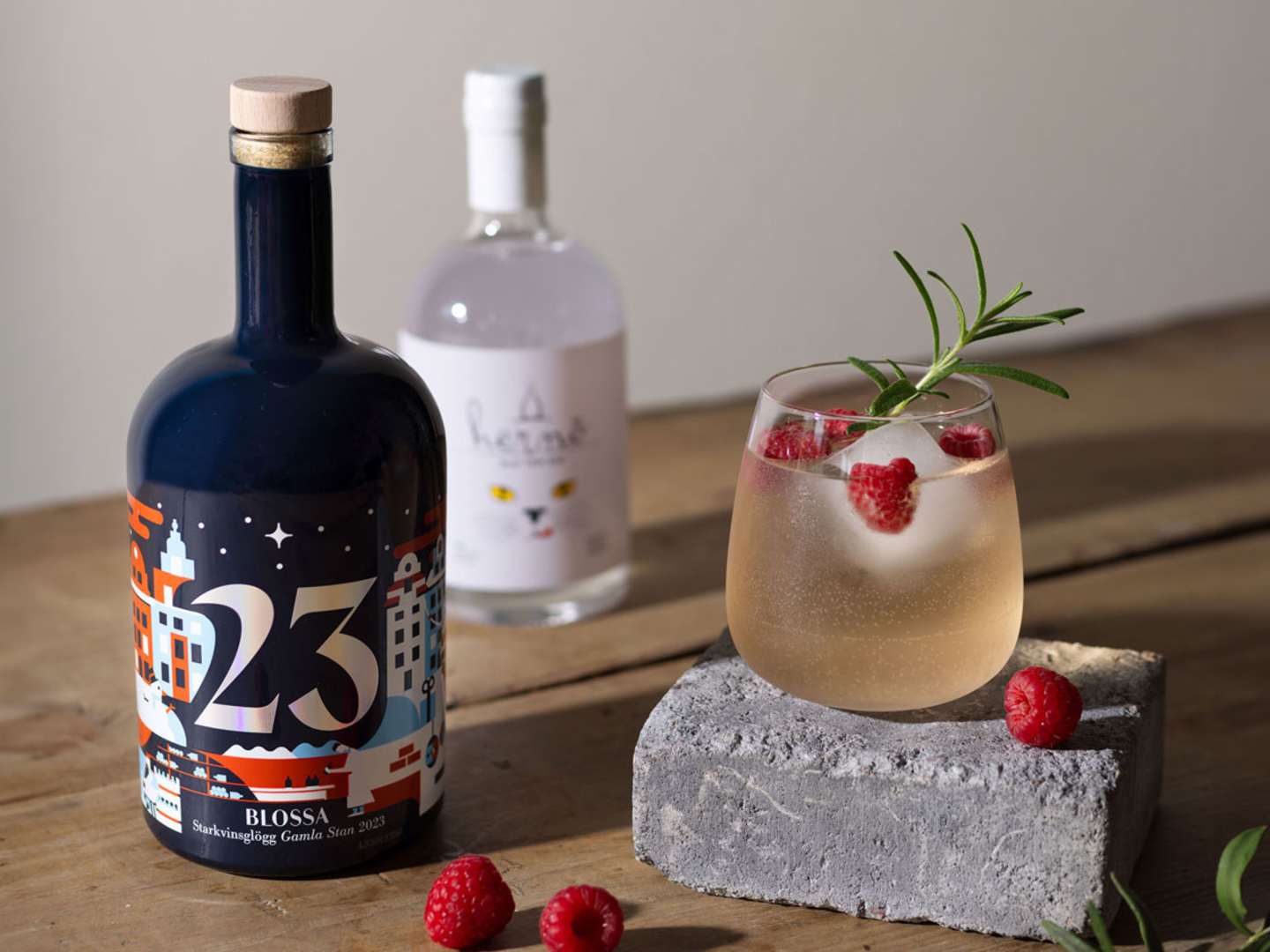 Blossa 23 Gin & Tonic.