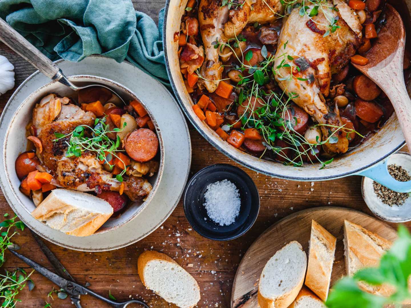 Cassoulet med kyckling och bacon.
