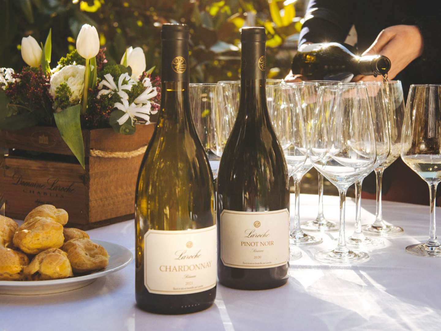 Chardonnay och Pinot Noir réserve från Laroche.