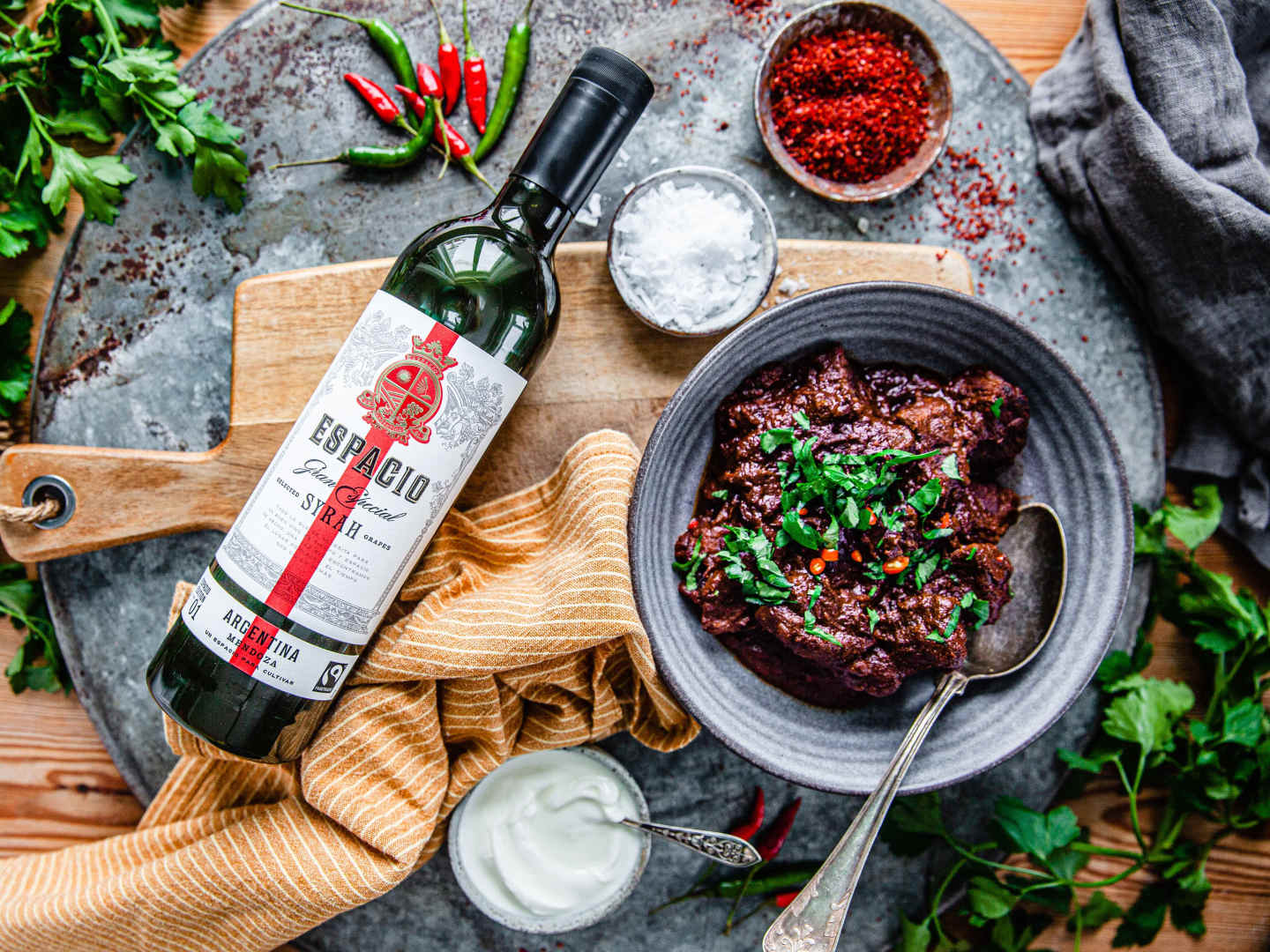 Högrevschili med Espacio Syrah.