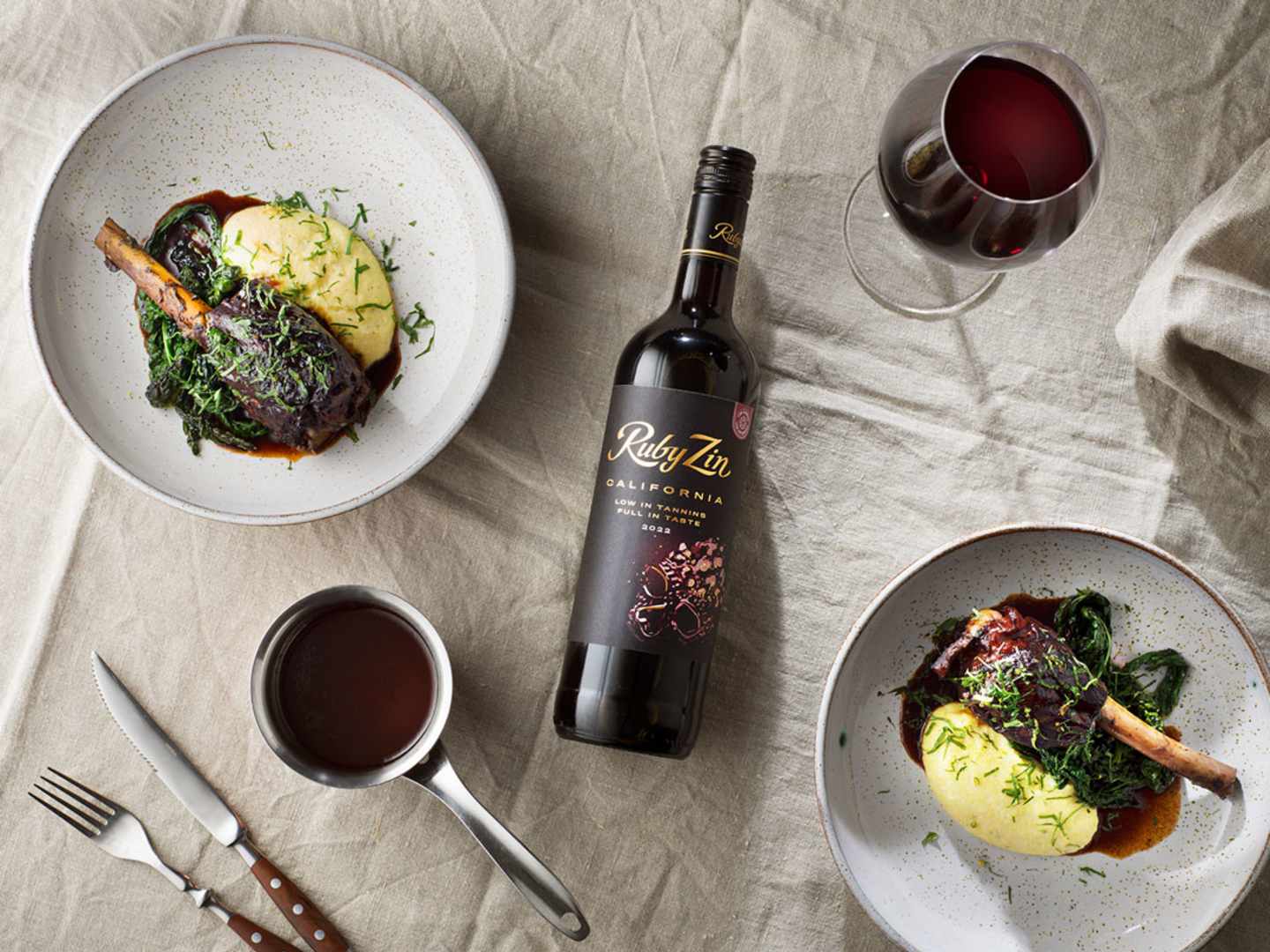 Lammlägg med polenta och svartkål.