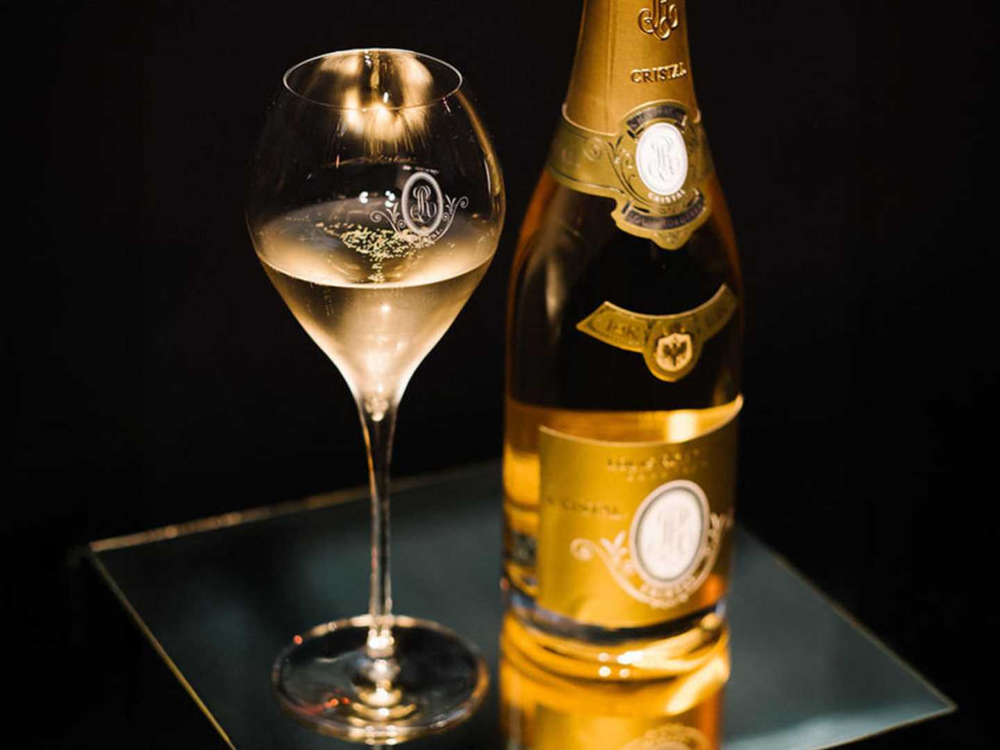 Champagneprovning med Louis Roederer.