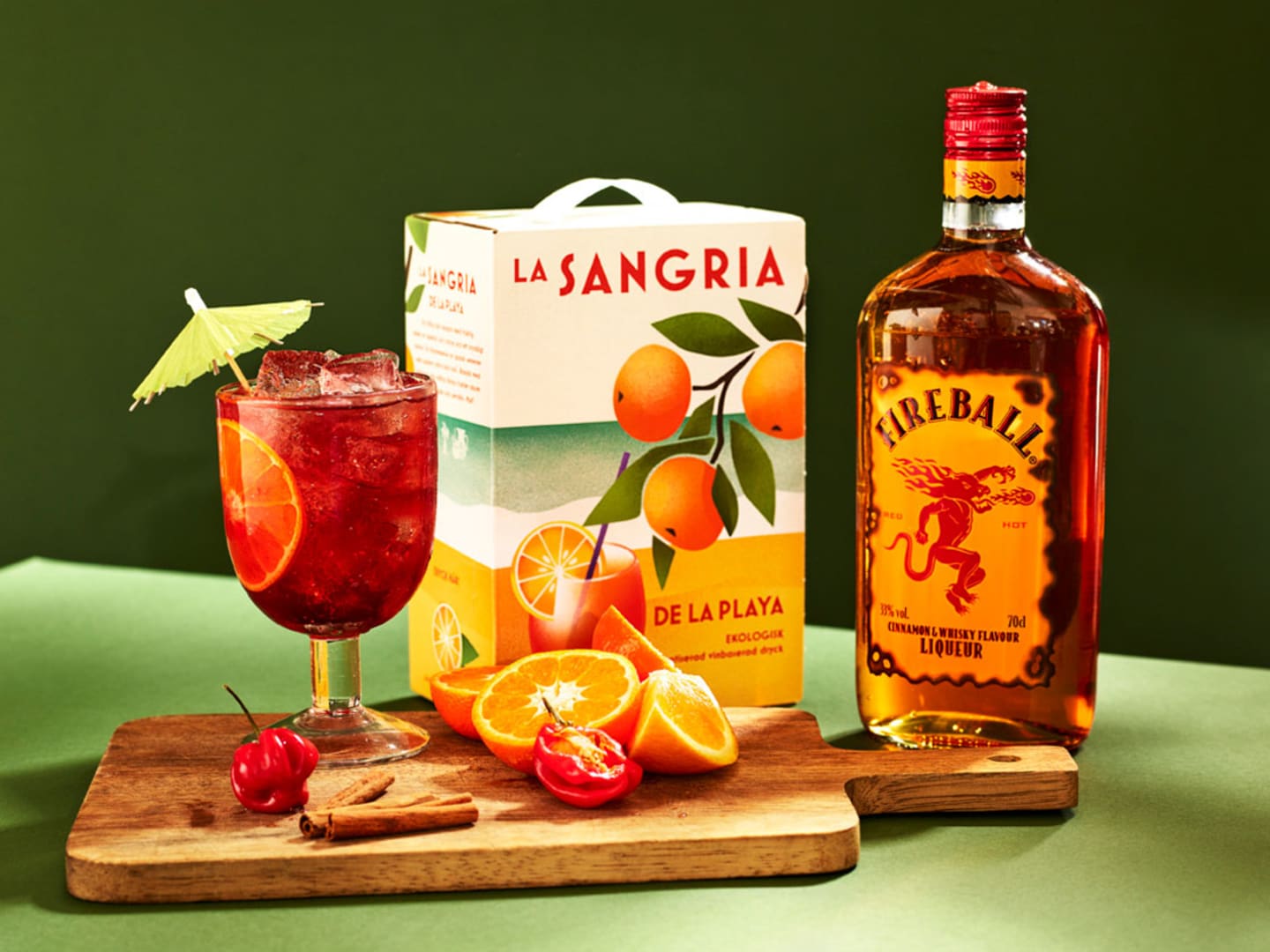 Spicy Sunrise, drink med sangria och Fireball.