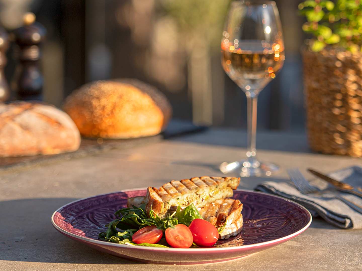 Tuna Melt och ett glas rosé