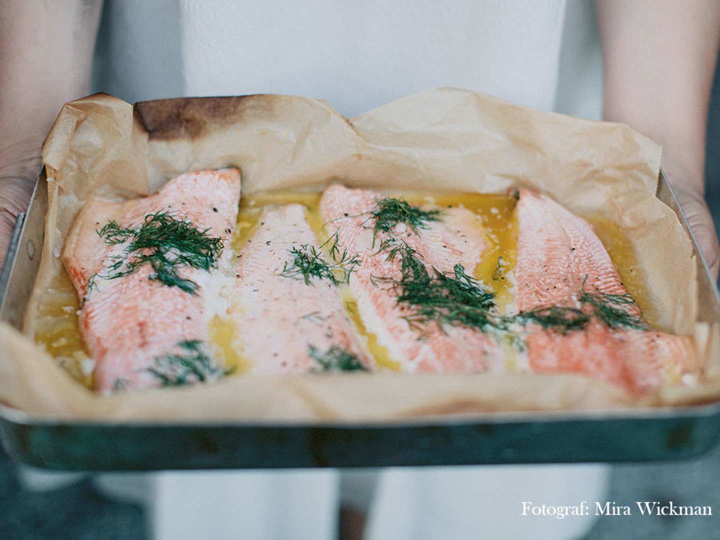 Elsa Billgrens grillade röding i panna. 