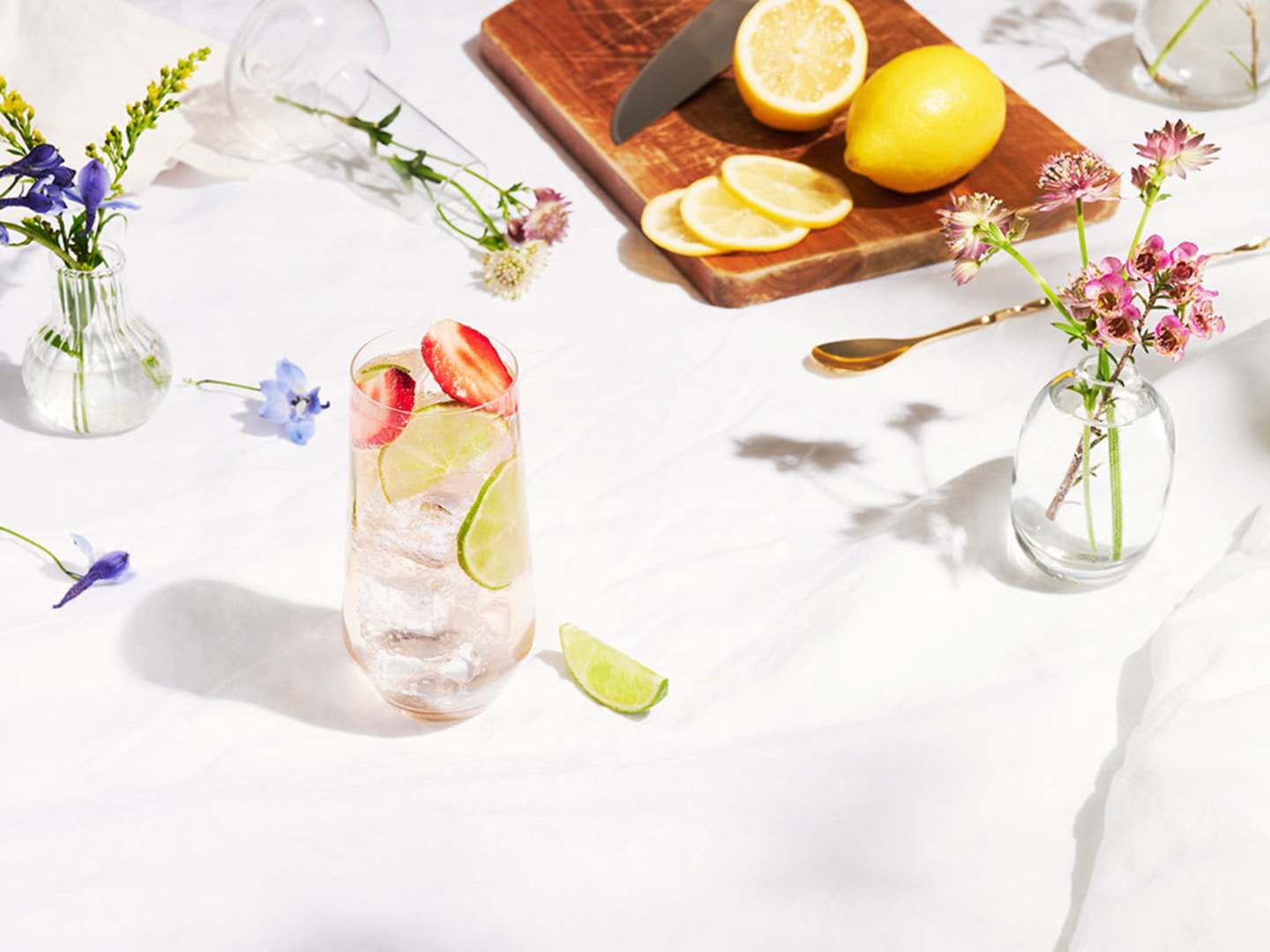 Gin & Tonic med smak av fläder