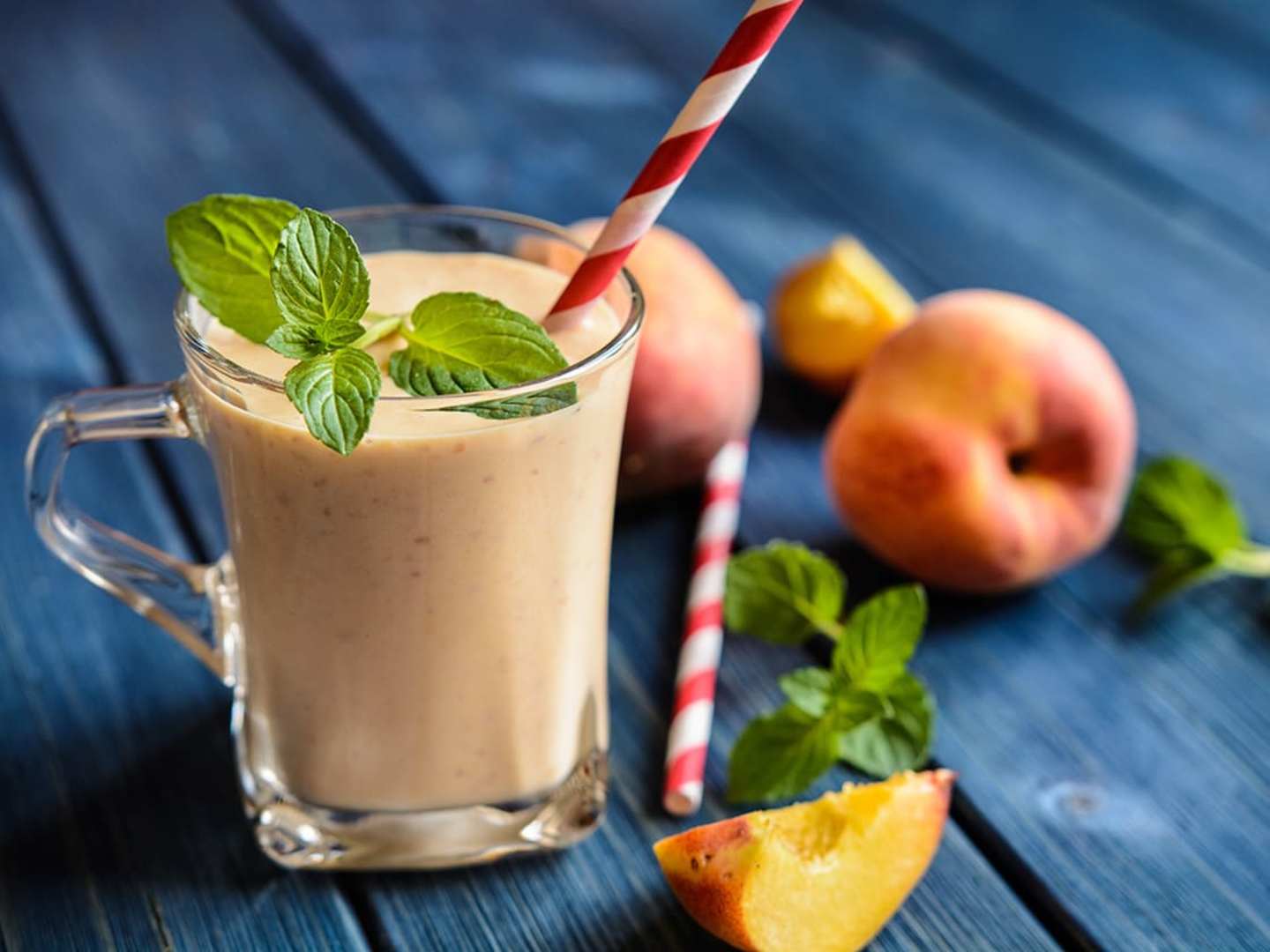 Frozen Peachaca cocktail