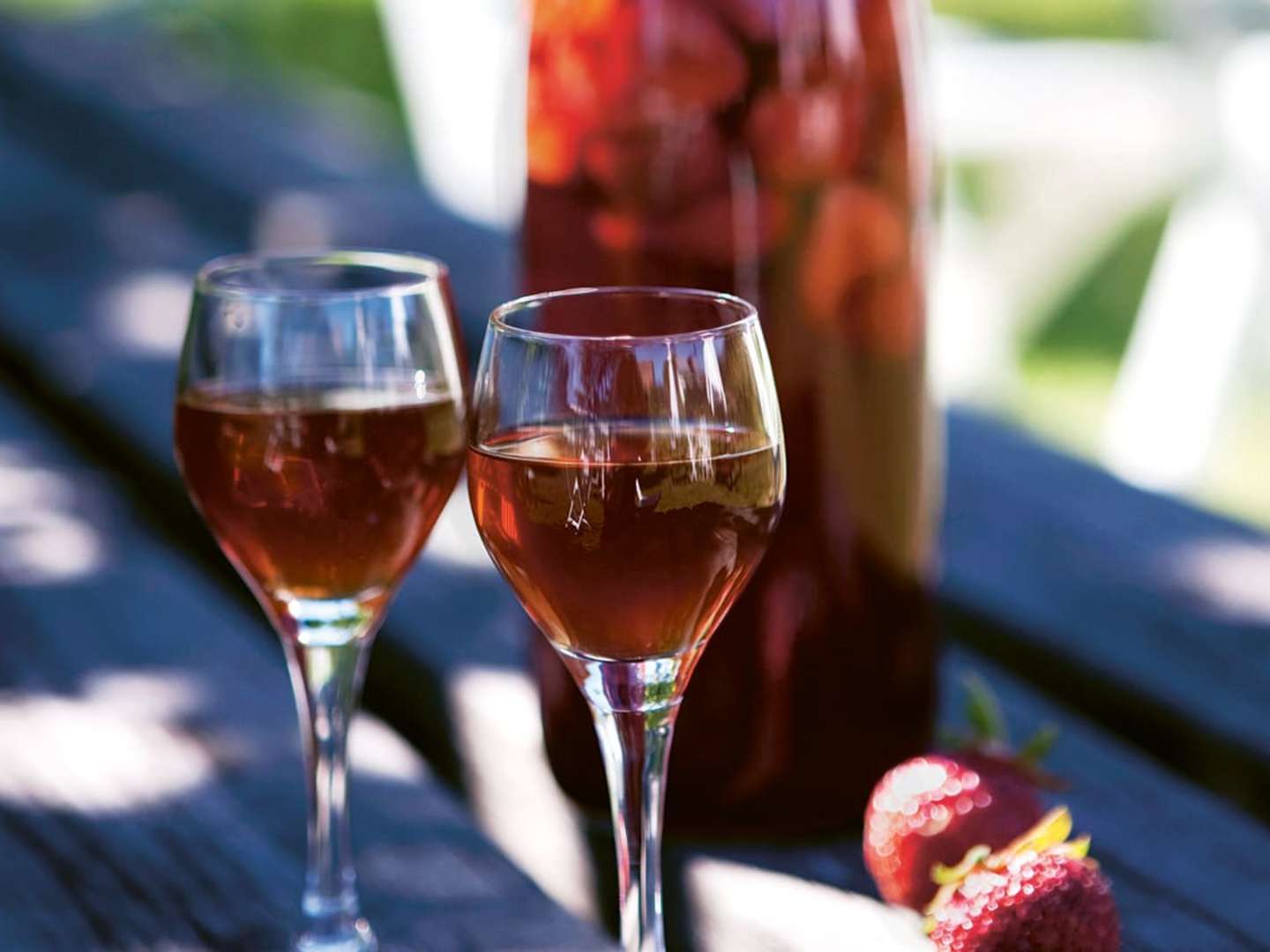 Jordgubbslikör i glas