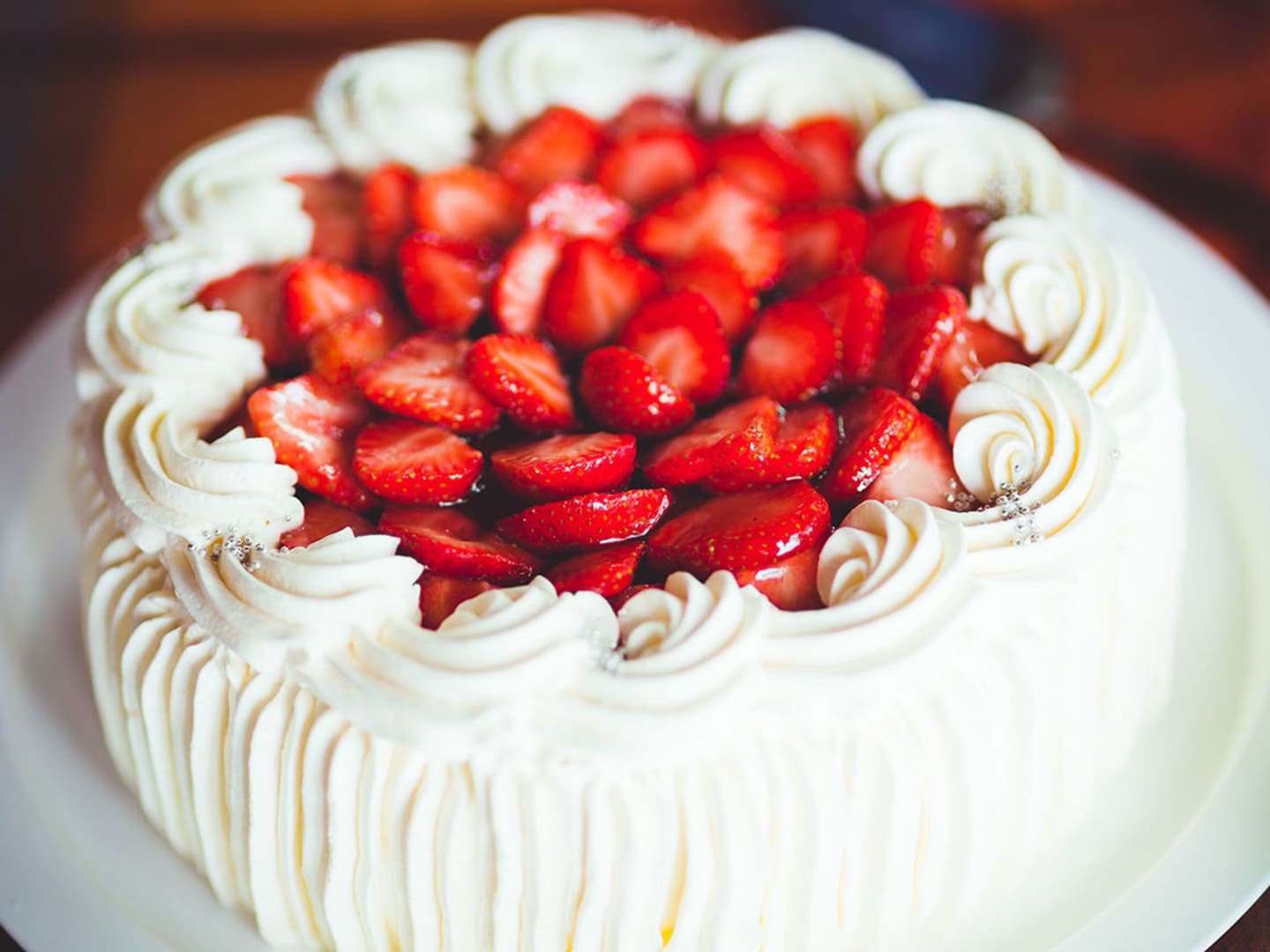 Klassisk jordgubbstårta