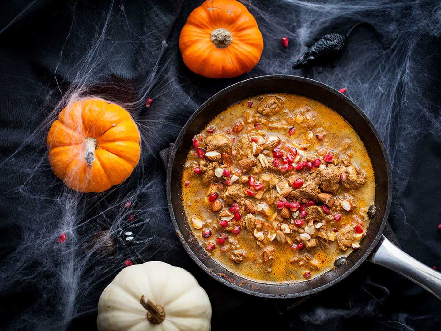 Kryddig kycklinggryta till Halloween