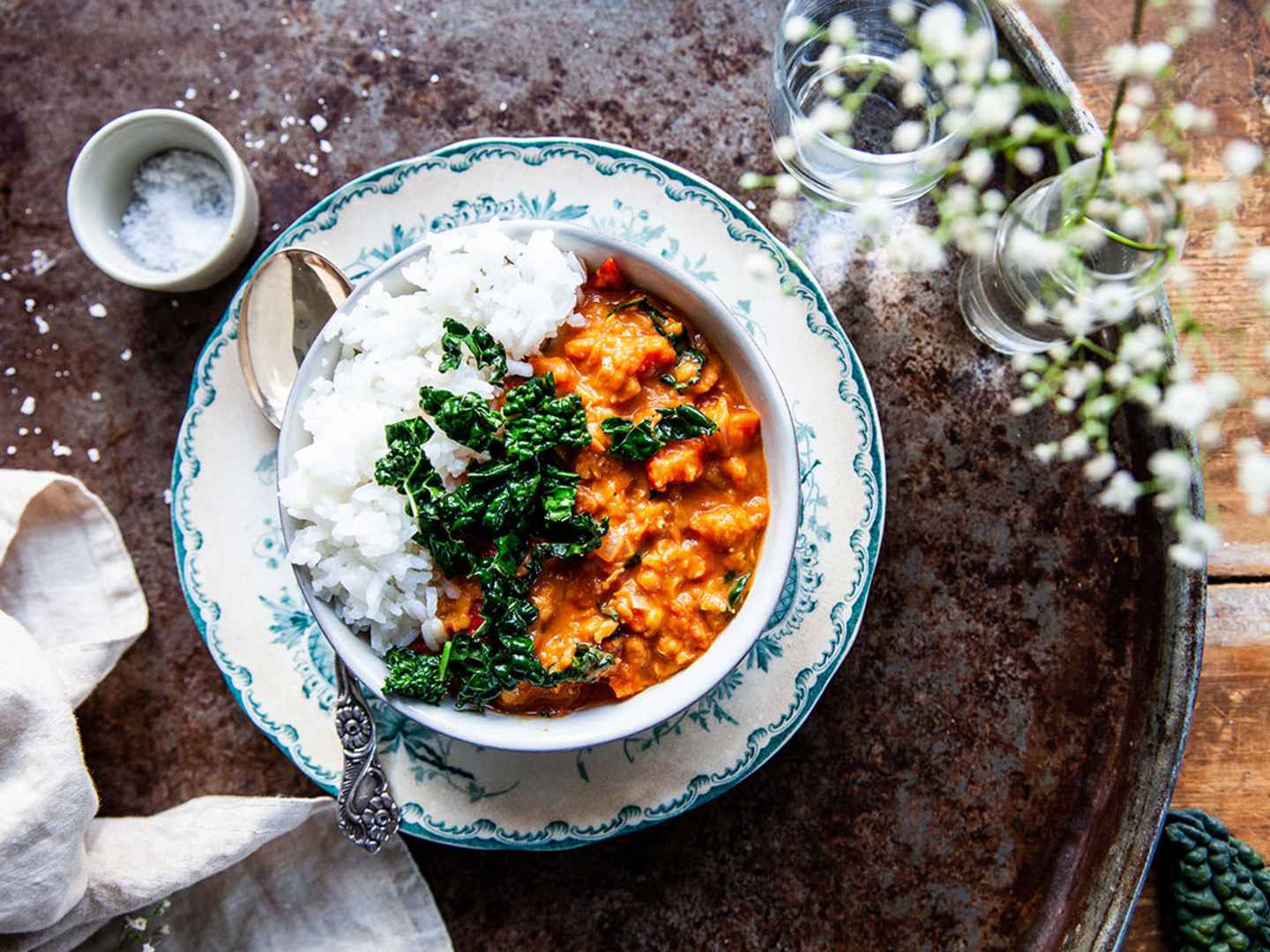 Linsgryta med kokosmjölk och svartkål