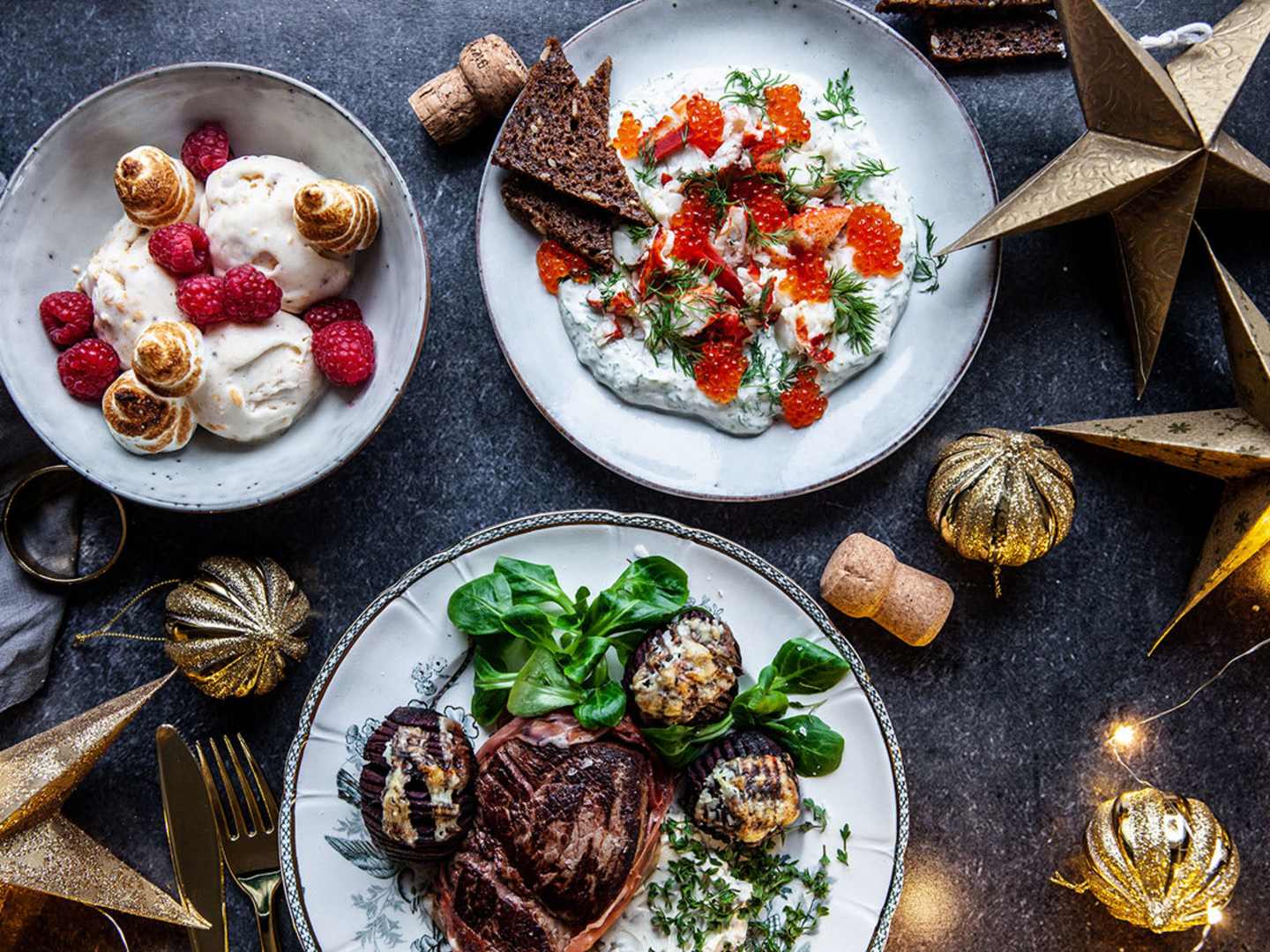Nyårsmeny med hummer, oxfilé och lyxig hjortronglass