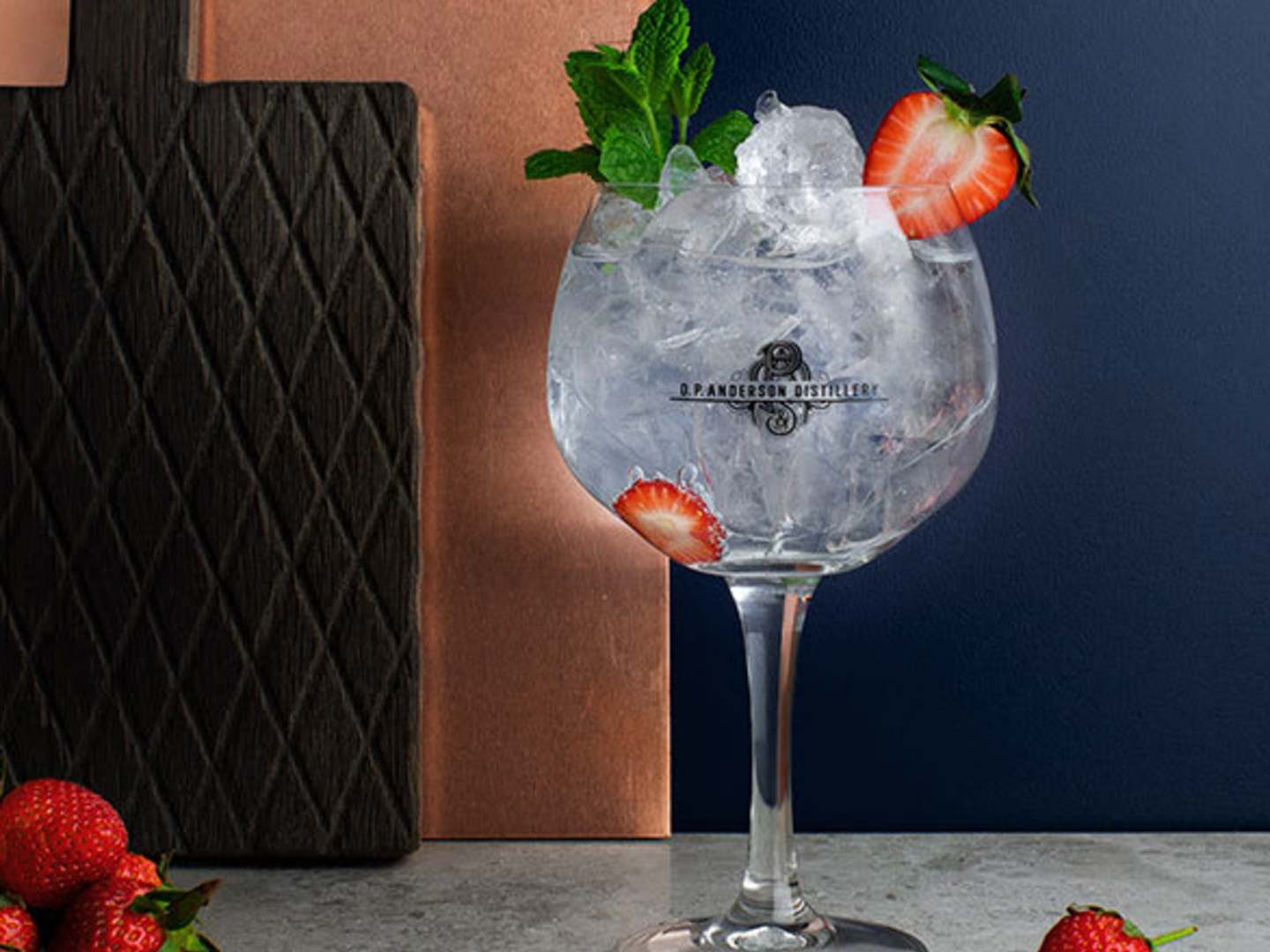 Gin & Tonic Strawberry Mint