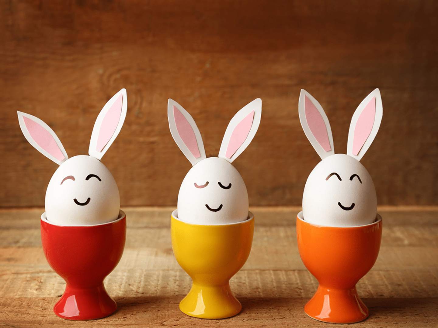 Påskinspirerade ägg med kaninöron