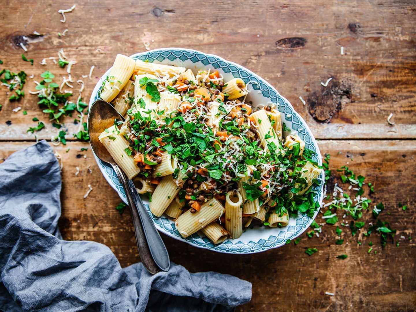 Lättlagad, italiensk Pasta Lenticchie med gröna linser.