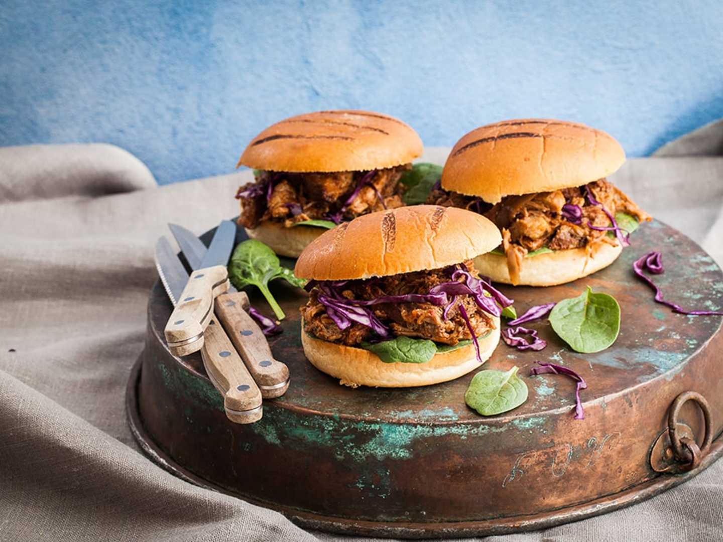 Hamburgare med pulled pork.