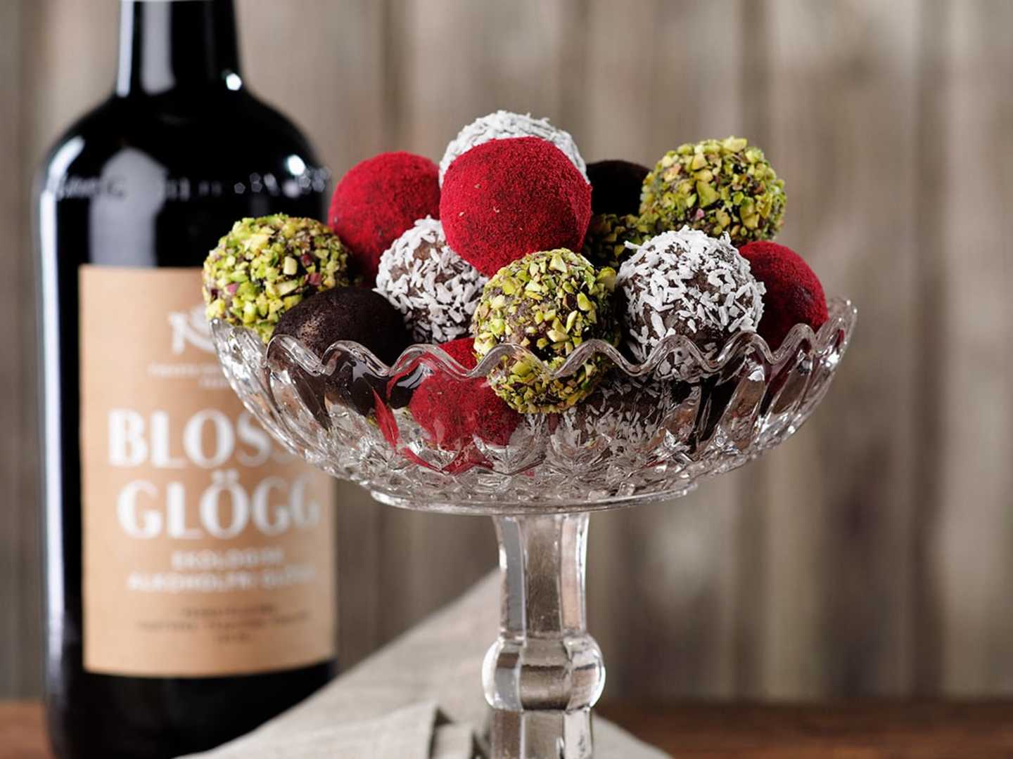 Rawfoodbollar med dadlar och glögg