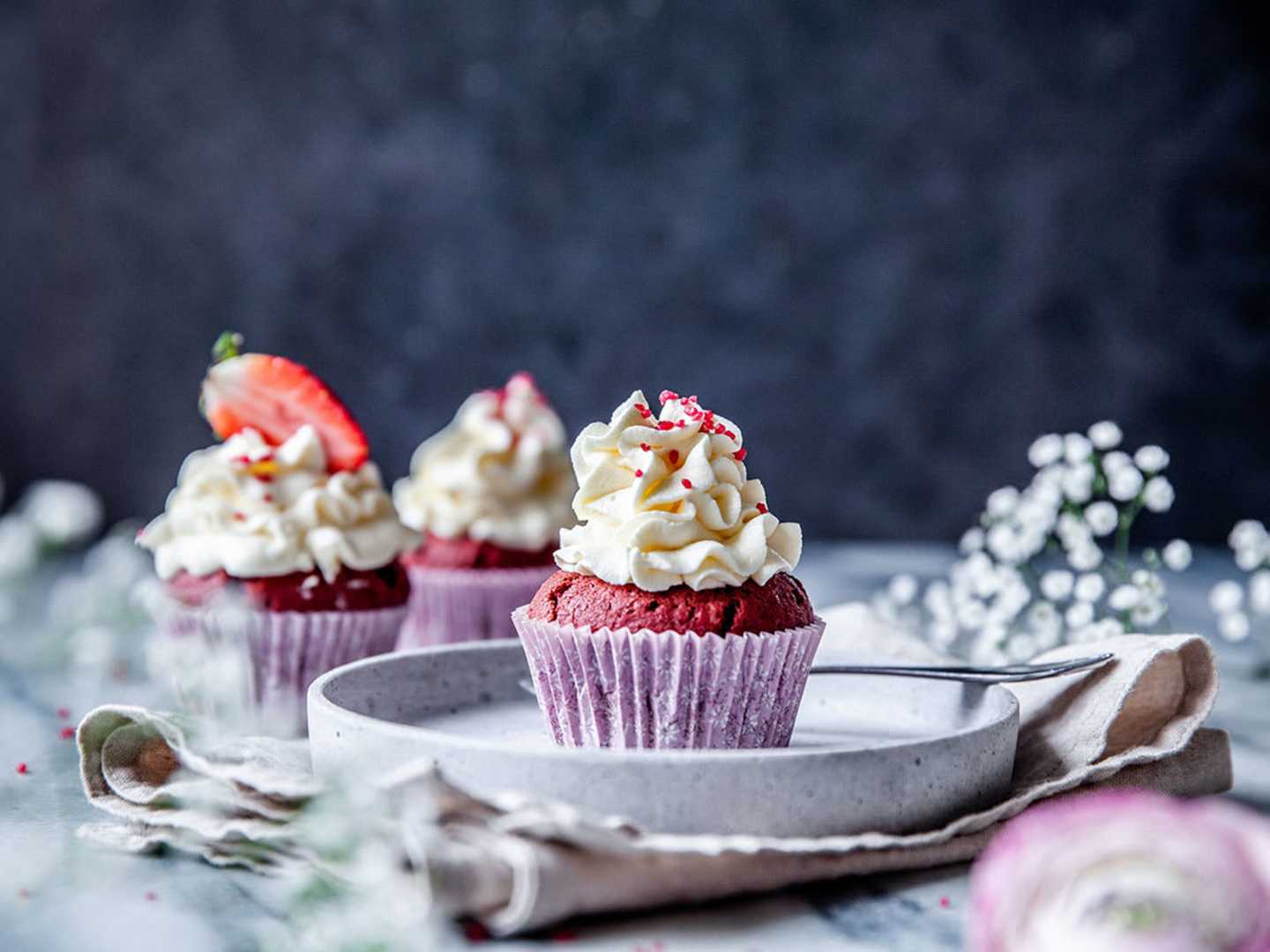 Red Velvet Cupcakes med krämig frosting