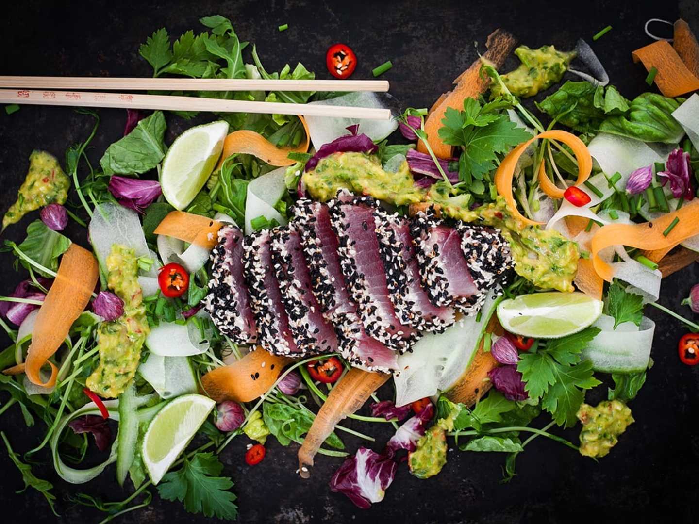 Sesampanerad tonfisk