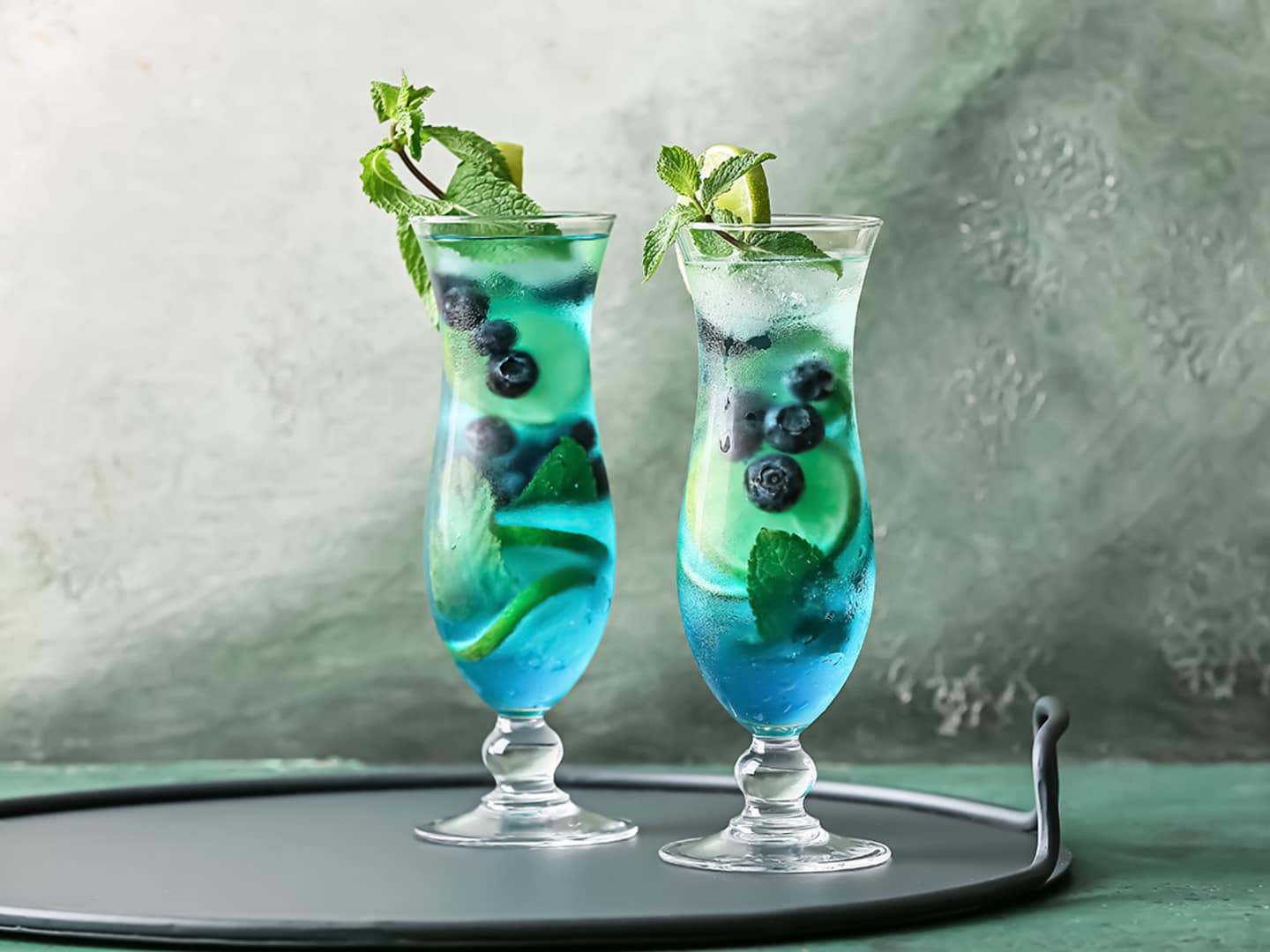 Blå drink med apelsinlikör