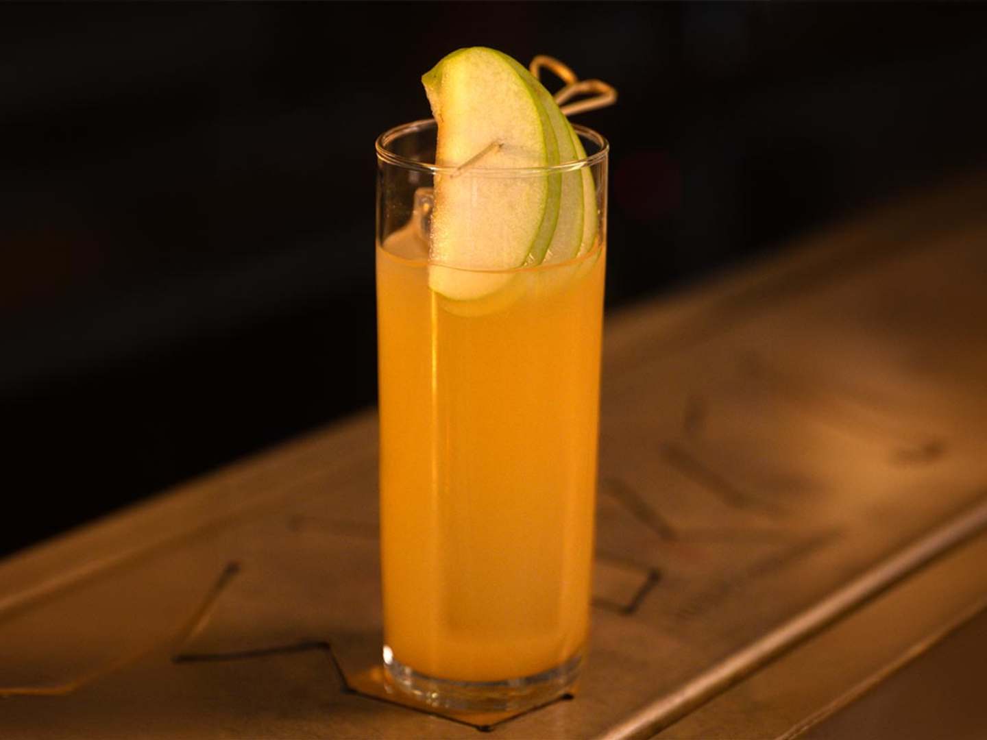 Drinken Firebapple med Fireball