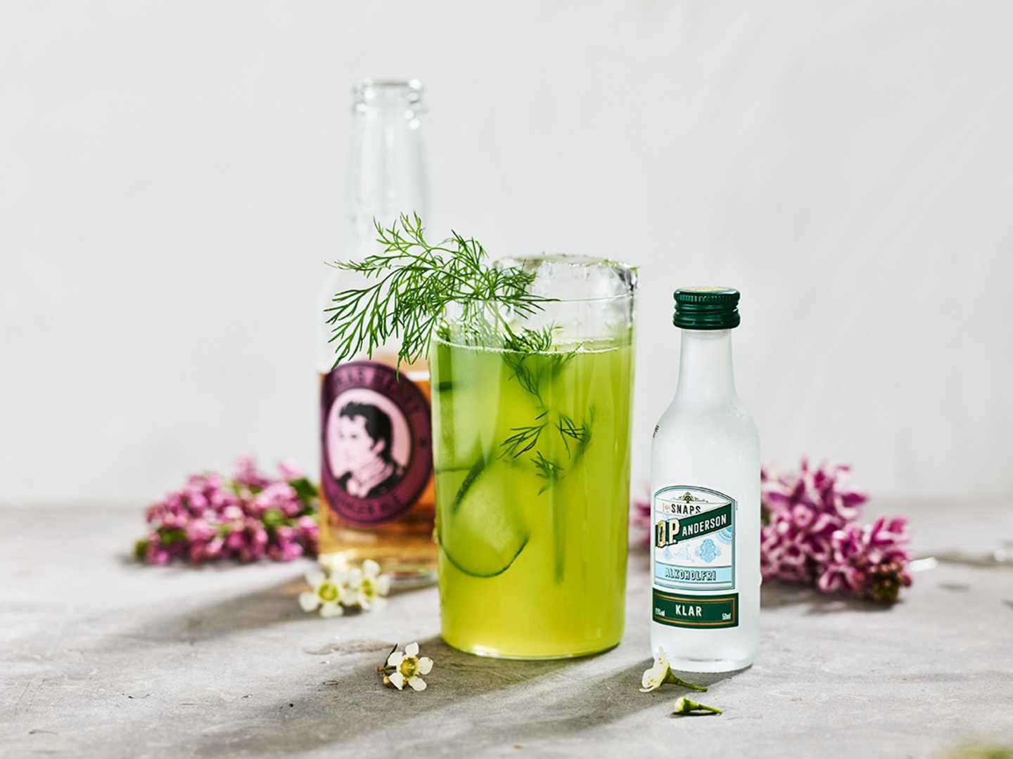 O.P. Dill & Gurka med Thomas Henry Ginger Ale och O.P. Klar Alkoholfri