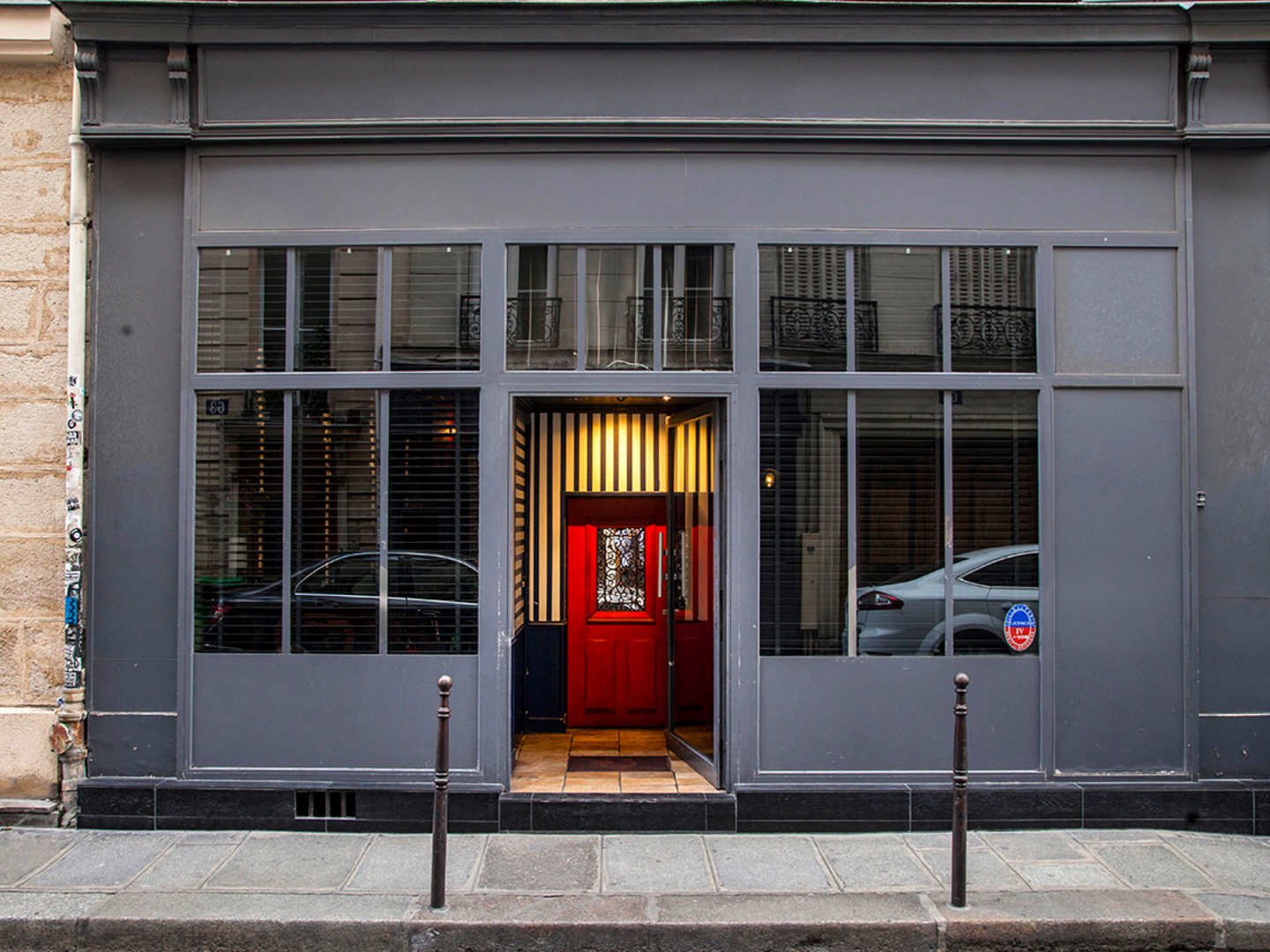 Little Red Door Foto: Aron Farkas