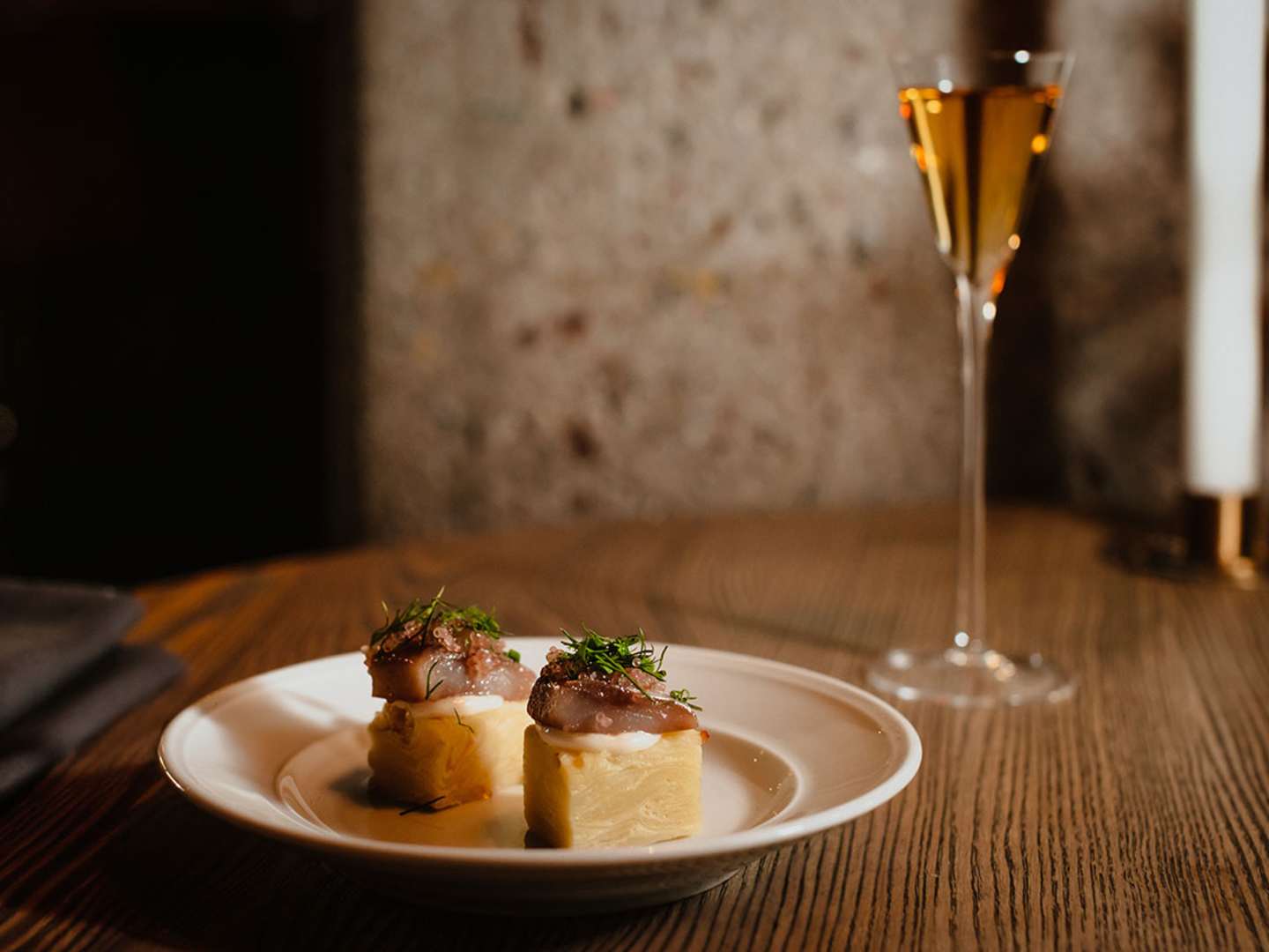 Potatisterrin med matjessill och vitlök