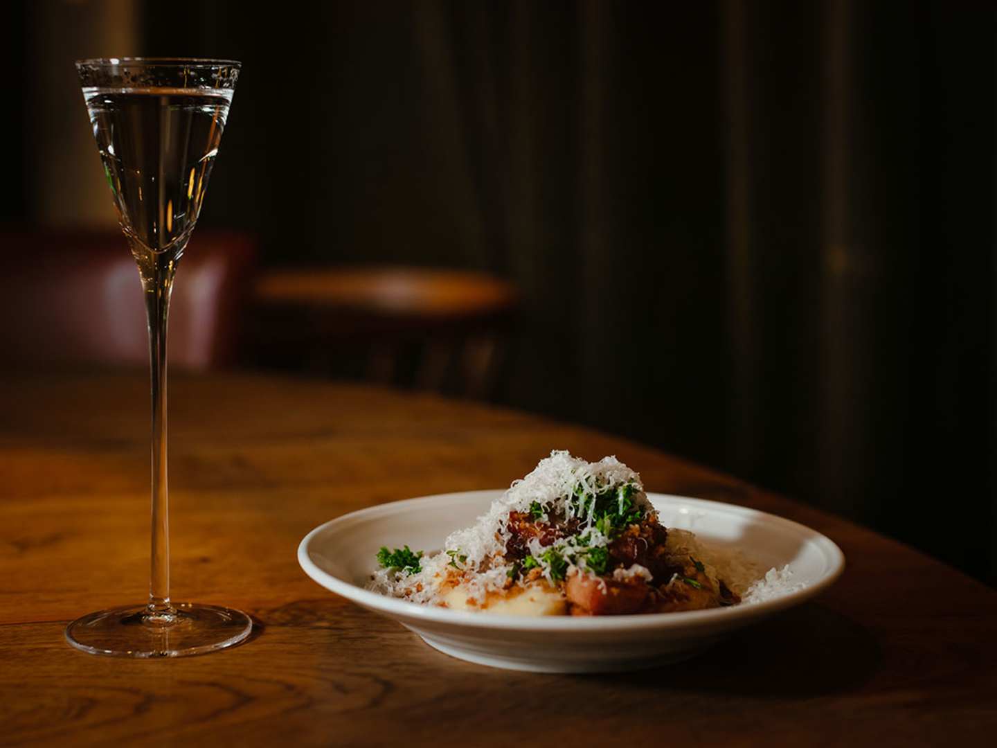 Mandelpotatispuré med ragu av rökt sidfläsk, svamp och brynt smör