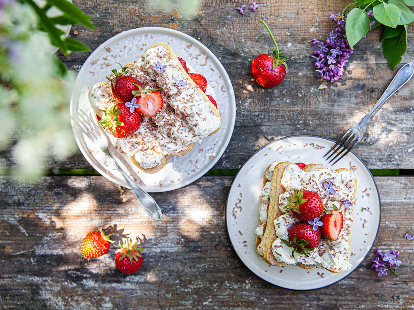 Chokladtiramisu med jordgubbar och Amarula