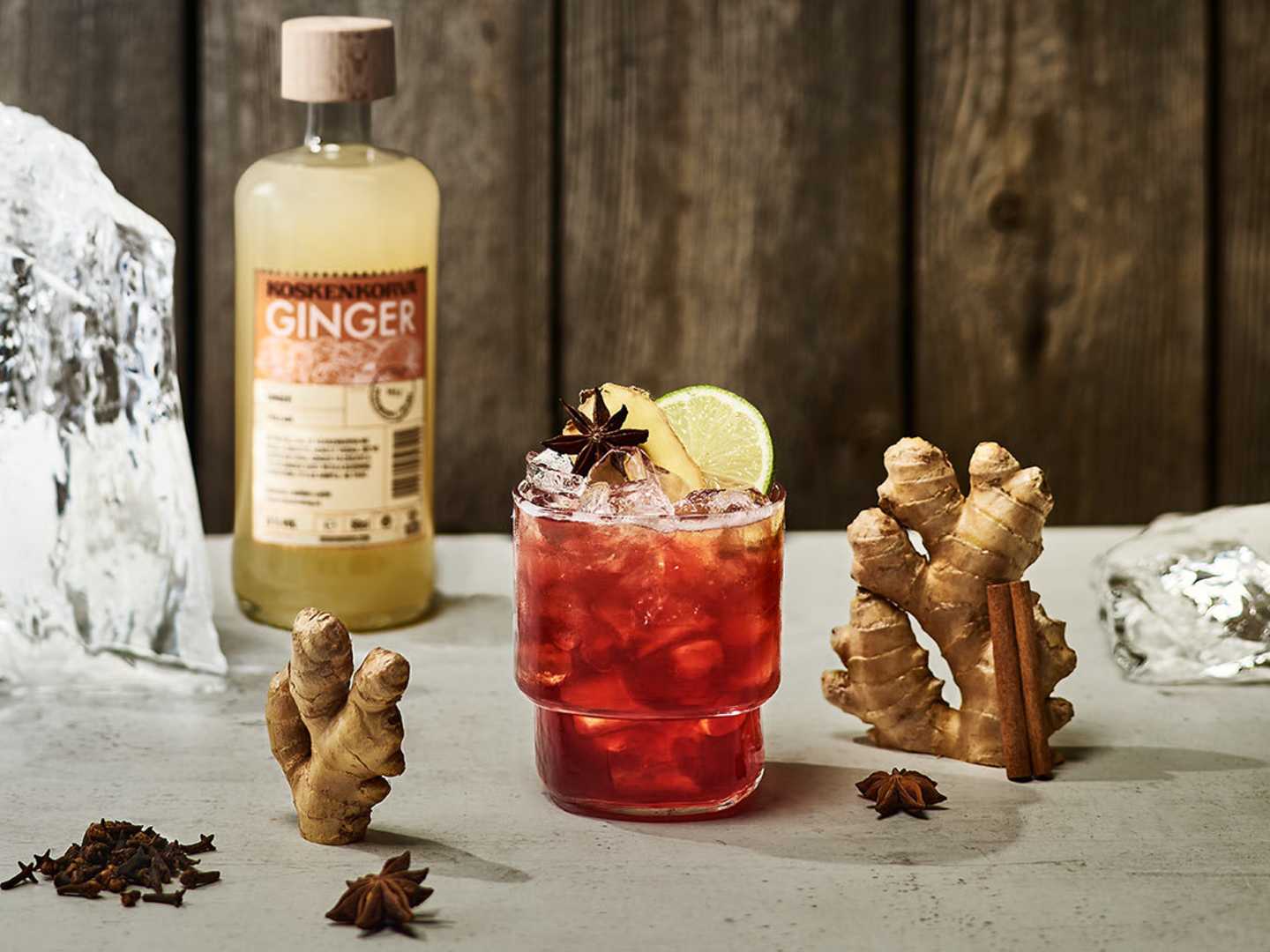 Winter tonic drink med Koskenkorva Ginger flaska