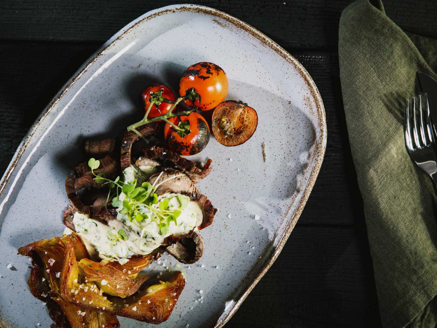 Flank steak, perunagratiini & bearnaisekastike