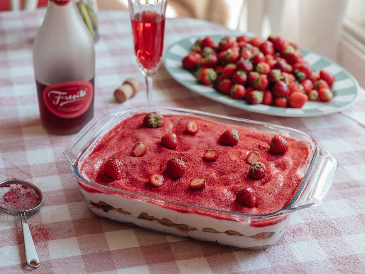 Fresita_mansikkatiramisu_Annin_Uunissa