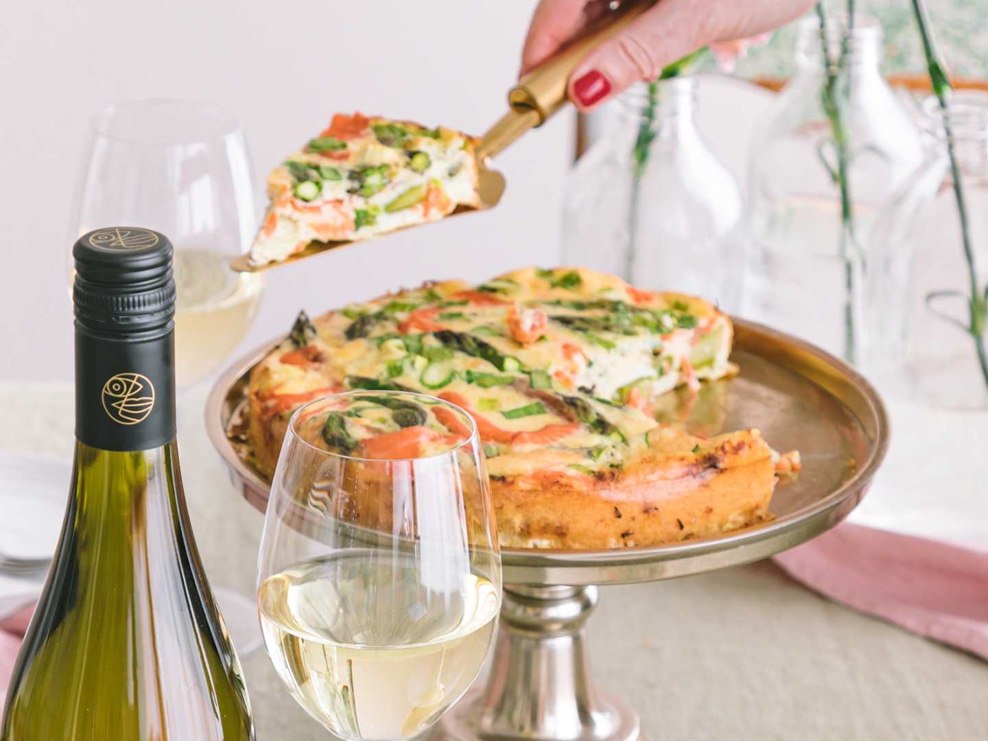 Kylmäsavulohi-parsapiirakka