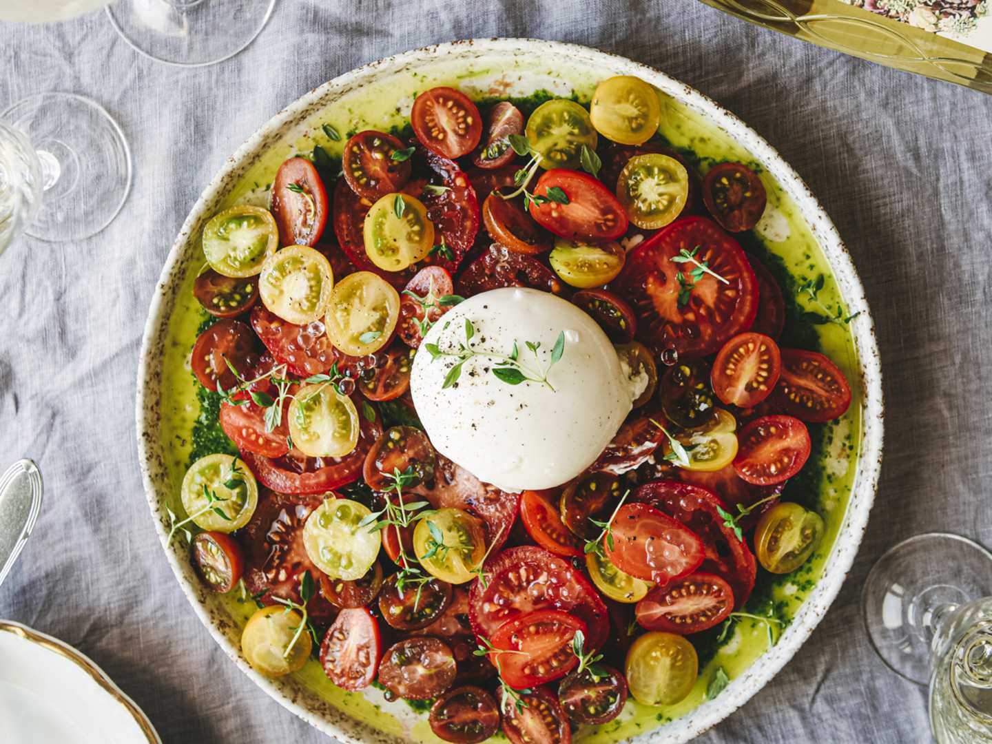 Yrttinen_tomaatticarpaccio_burratalla