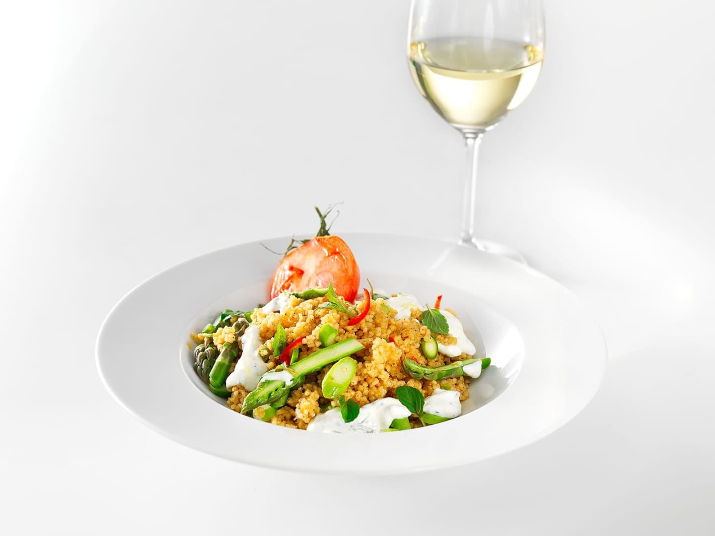 Parsa-couscous-salaatti