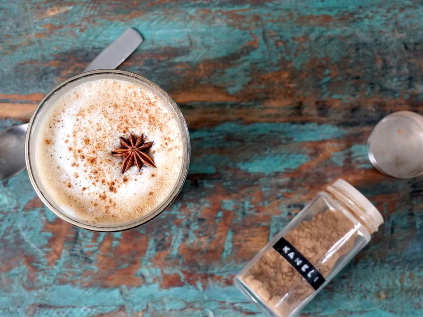 Piparkakkulatte Amarula-liköörillä 