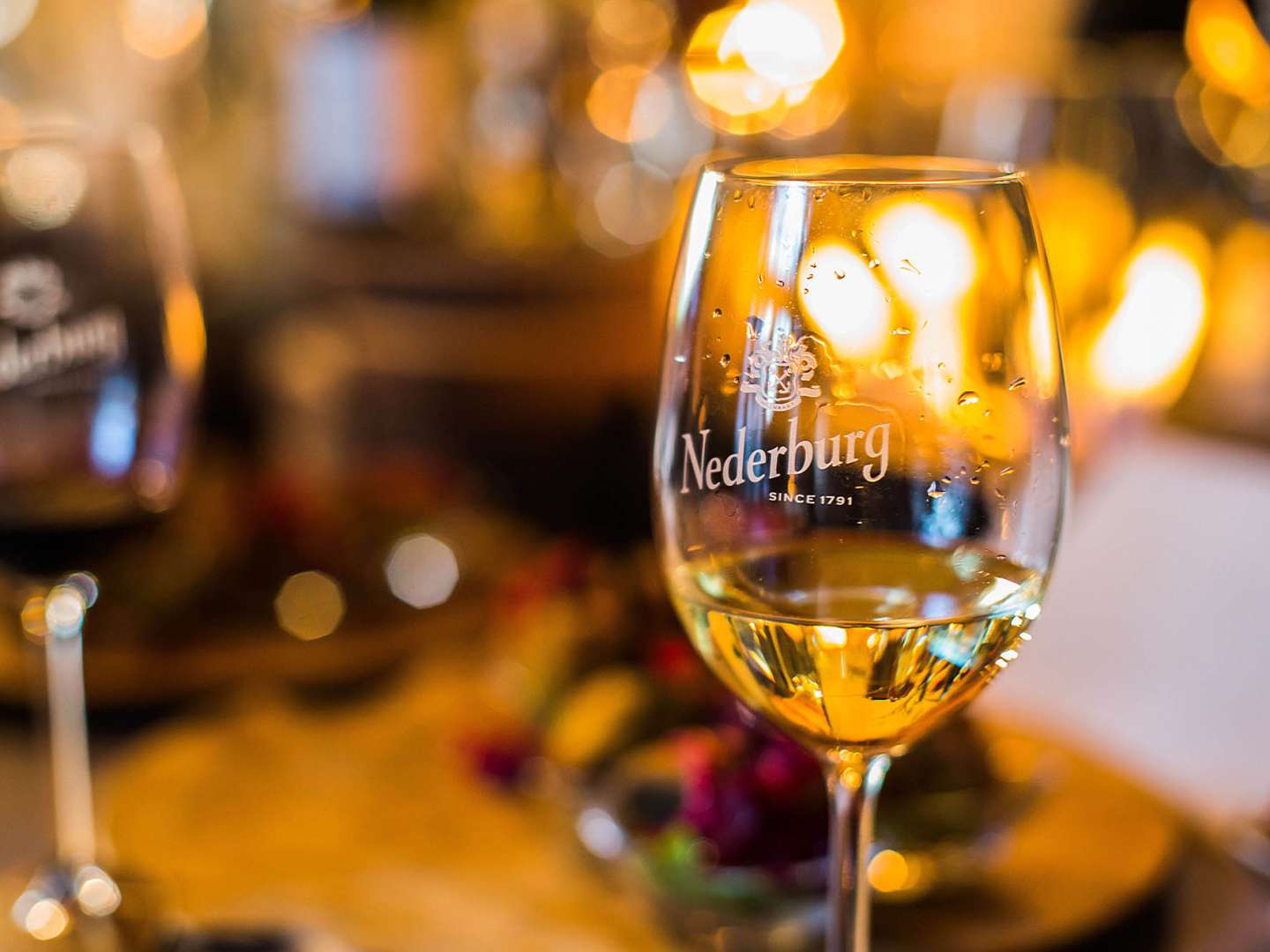 nederburg_viinilaseja